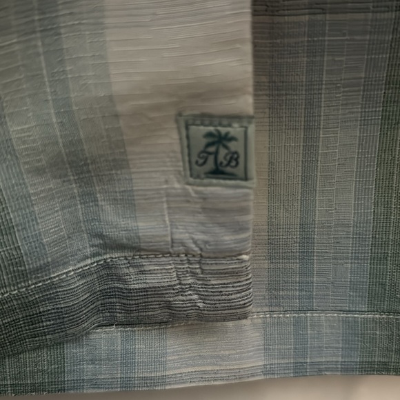 Tommy Bahama - Picture 10 of 11